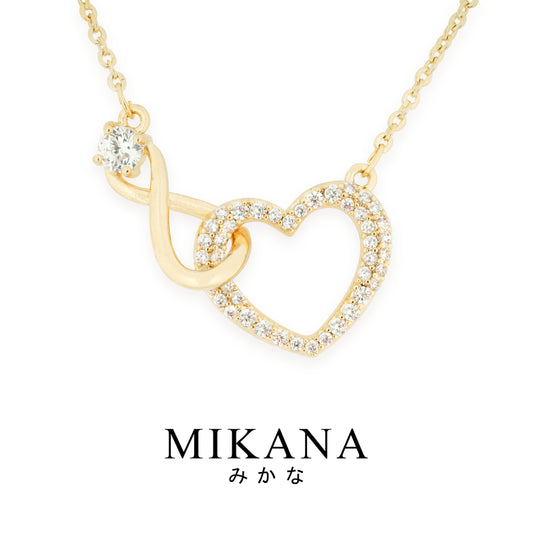 Artist Perfect Pendant Necklace