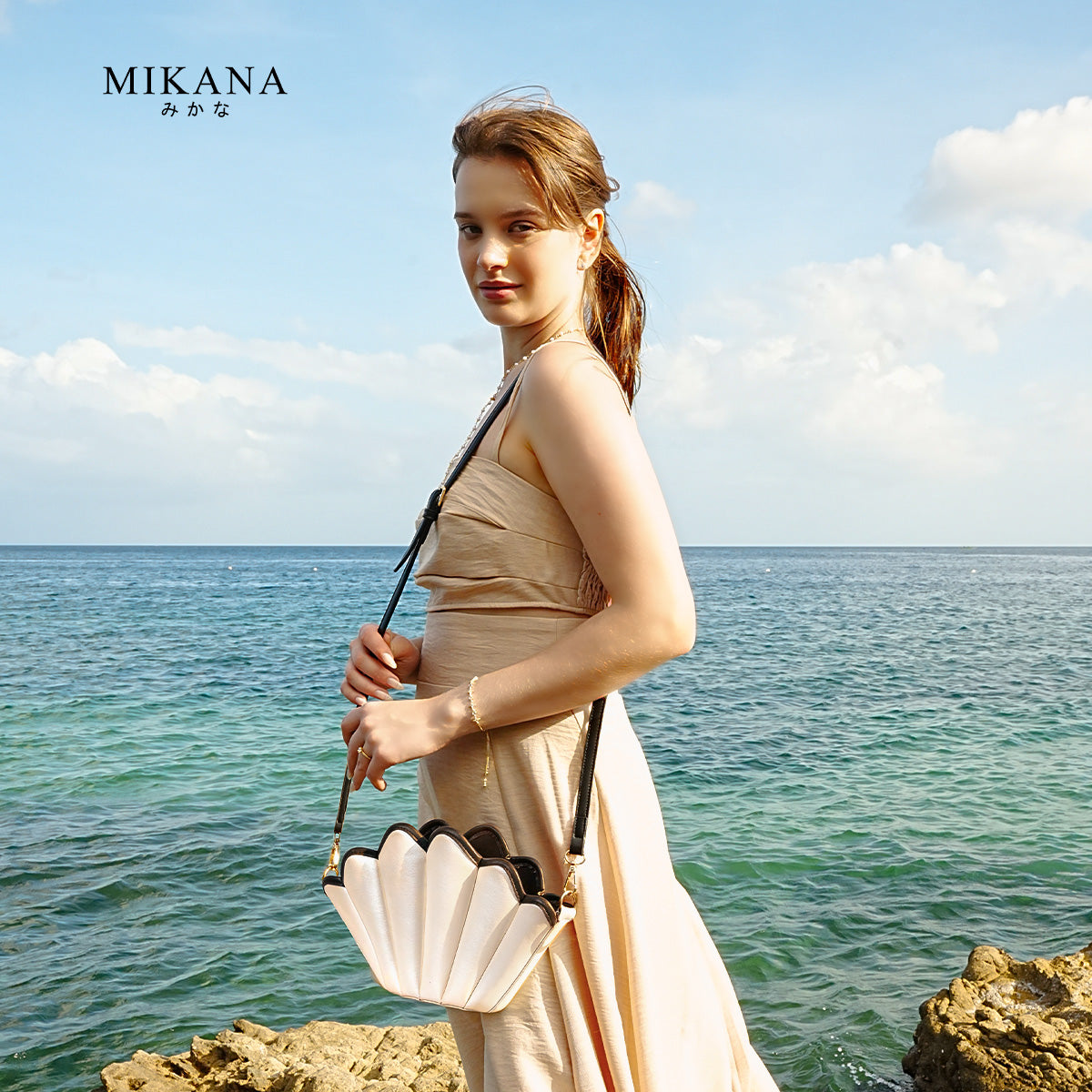 Cruise Aikimi Small Hand Bag