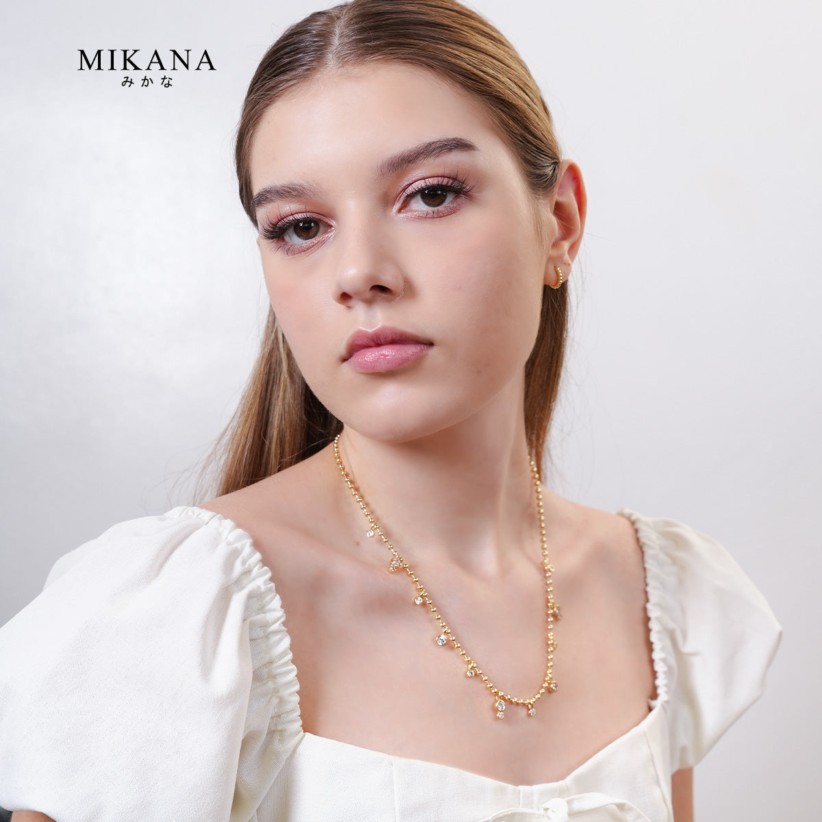 Akiha Station Necklace