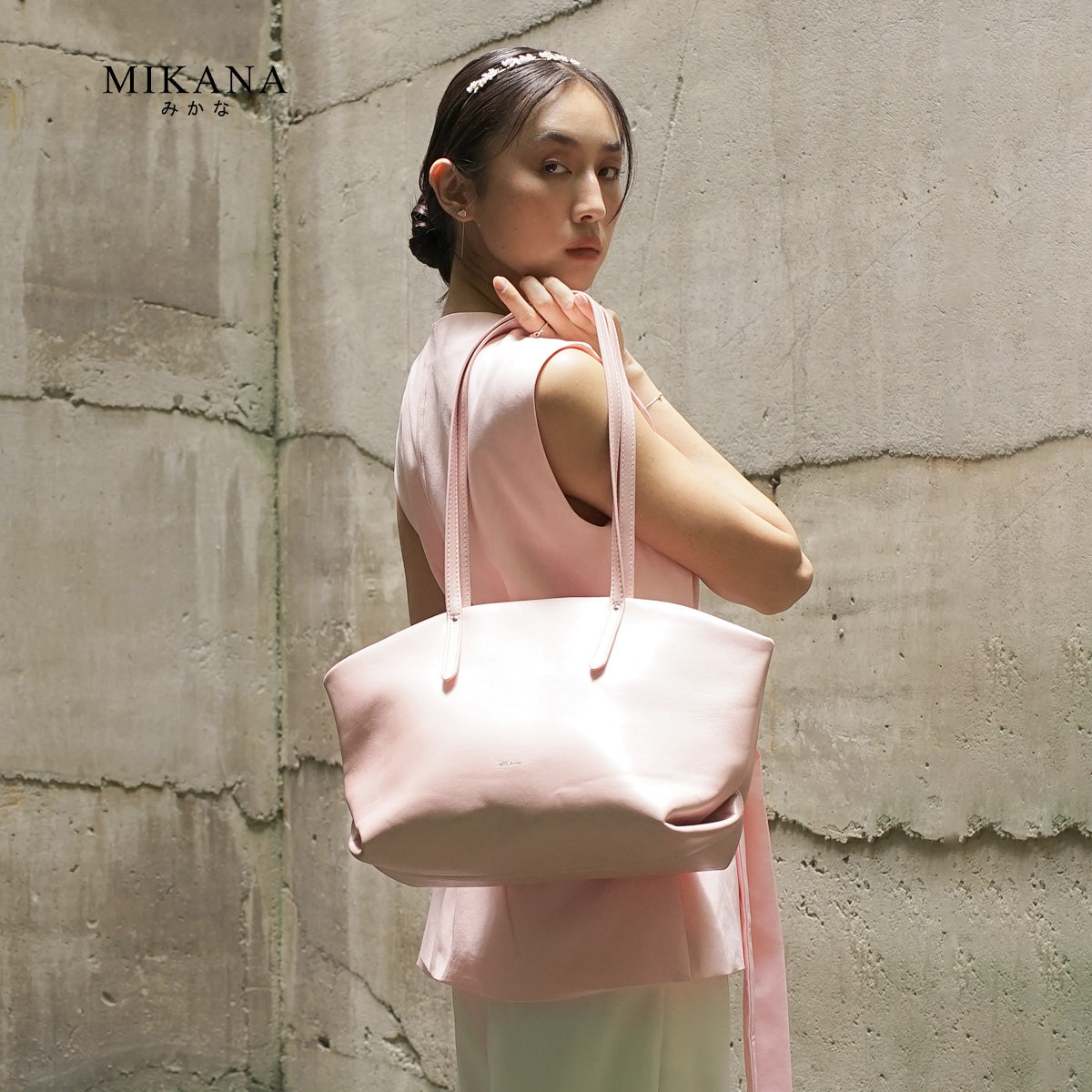 Tote Trove Akiyuki Shoulder Bag