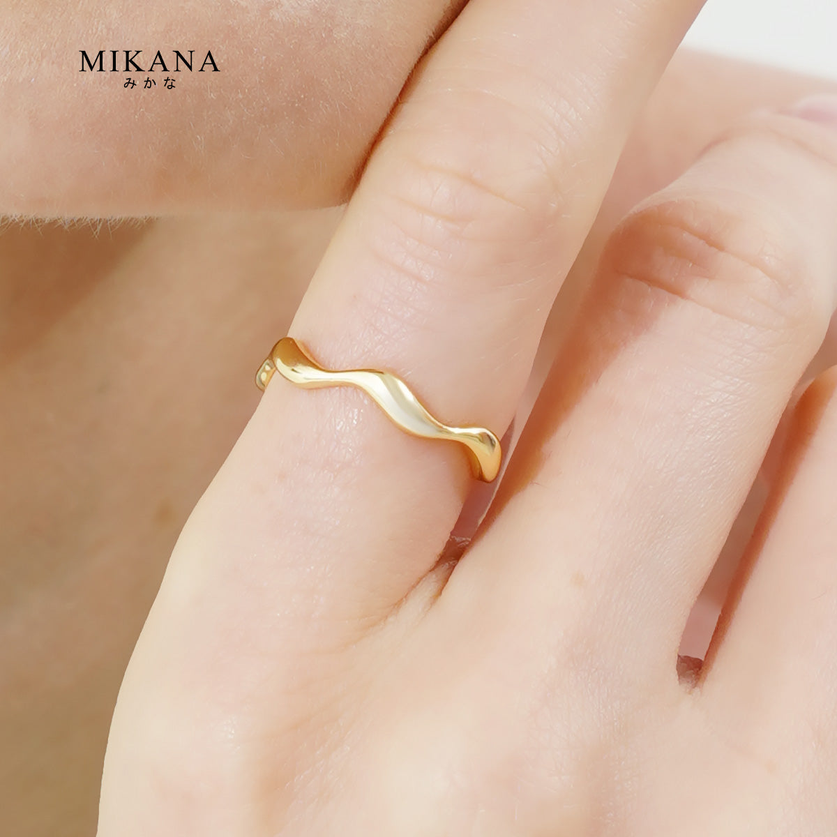 Eternal Waves Amana Ring