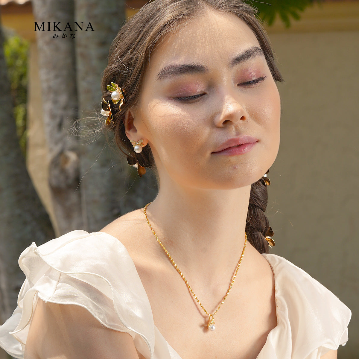 Coquette Amasa Necklace