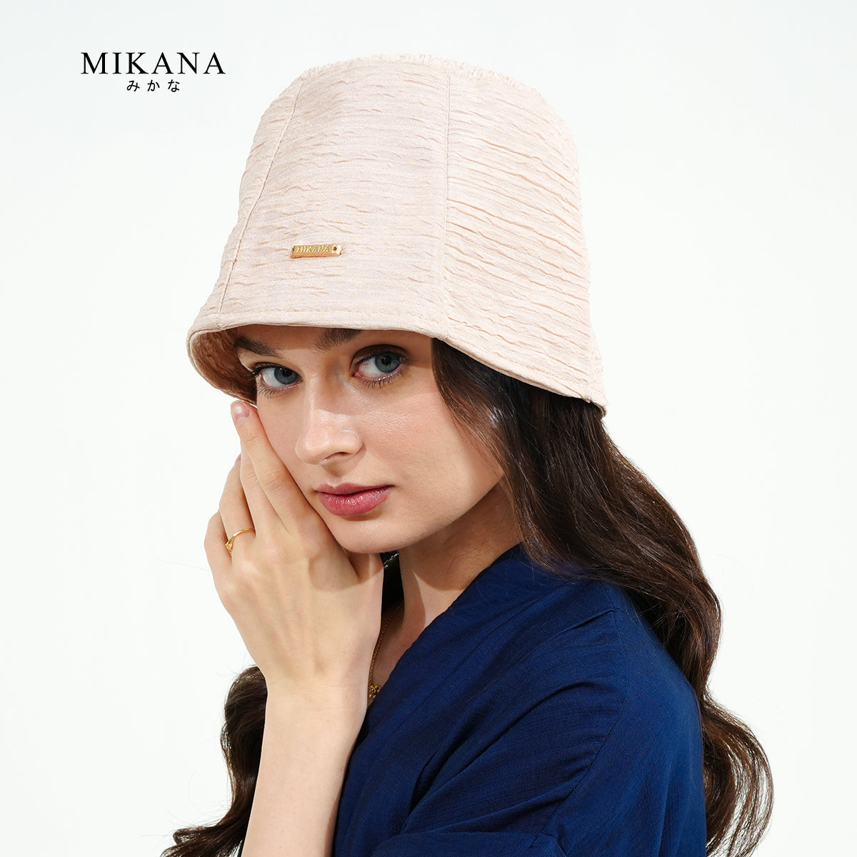 Ayuki Bucket Hat