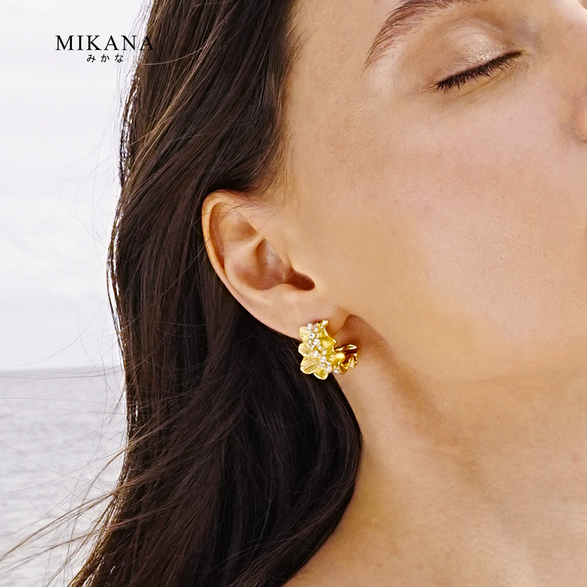 Eternal Waves Ayusa Stud Earrings