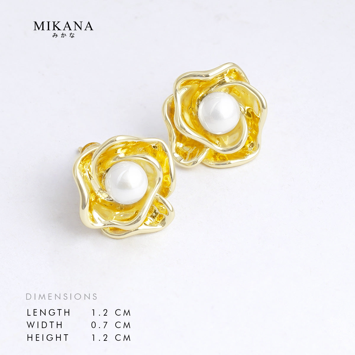 Floressa Azuma Stud Earrings