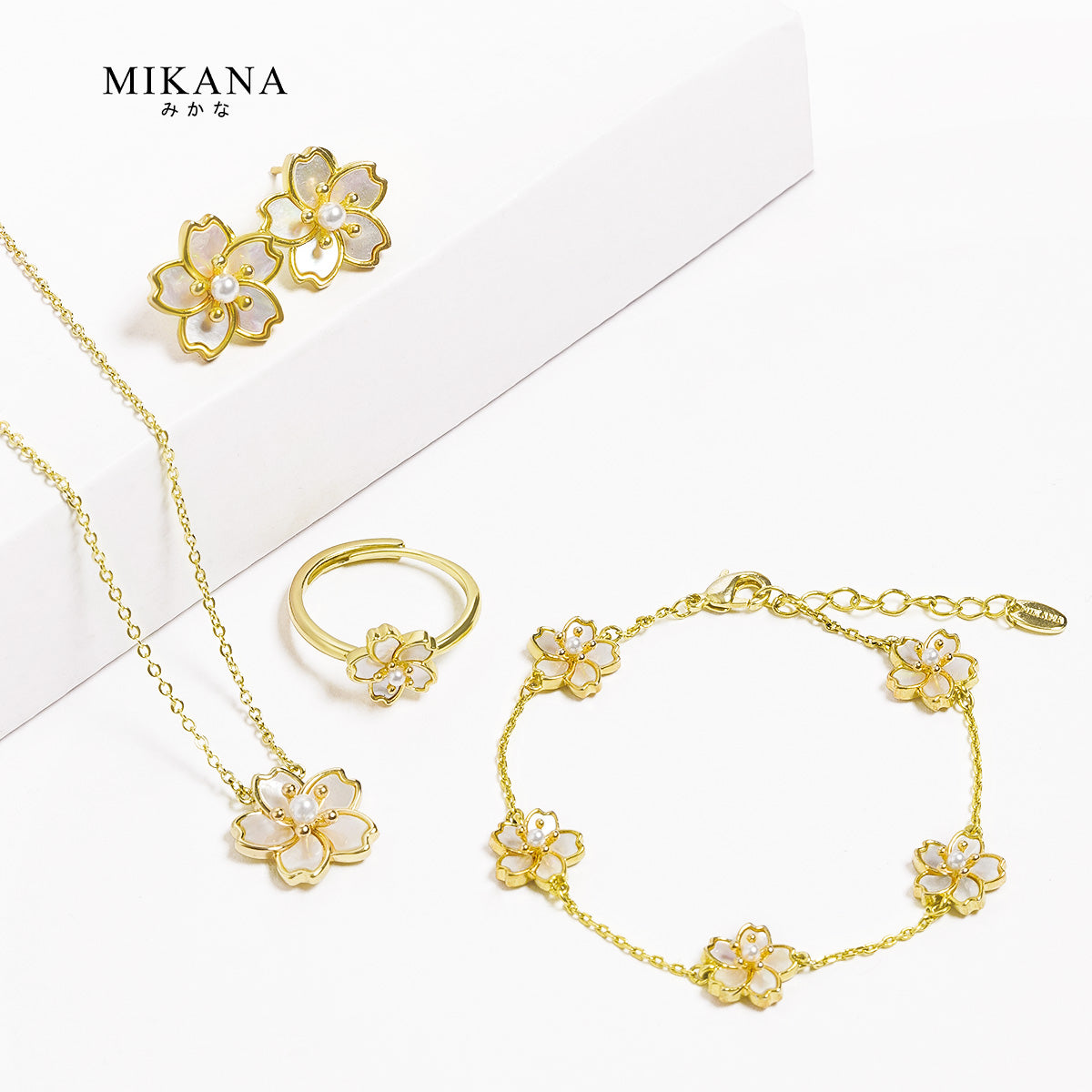 Sakura Jewelry Set