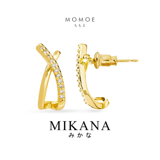 Momoe Stud Earrings