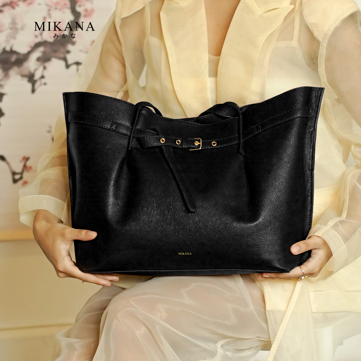 Tote Trove Noriyume Shoulder Bag