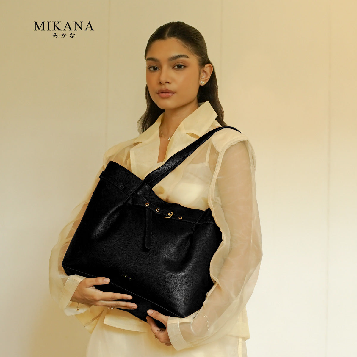 Tote Trove Noriyume Shoulder Bag