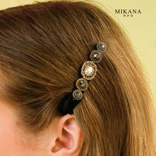 Load image into Gallery viewer, Rie Pearl Beads Hair Clip