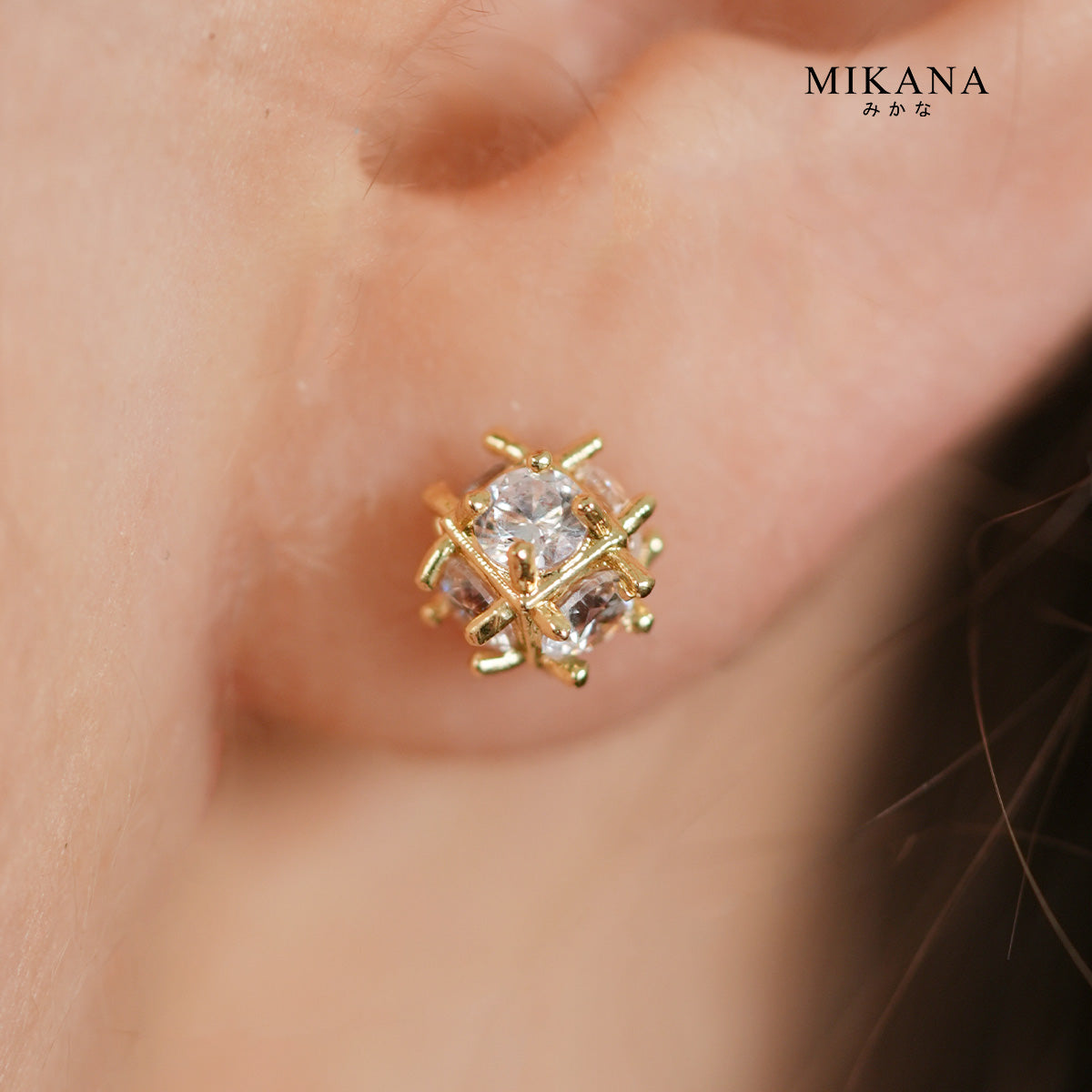 Floressa Selen Stud Earrings