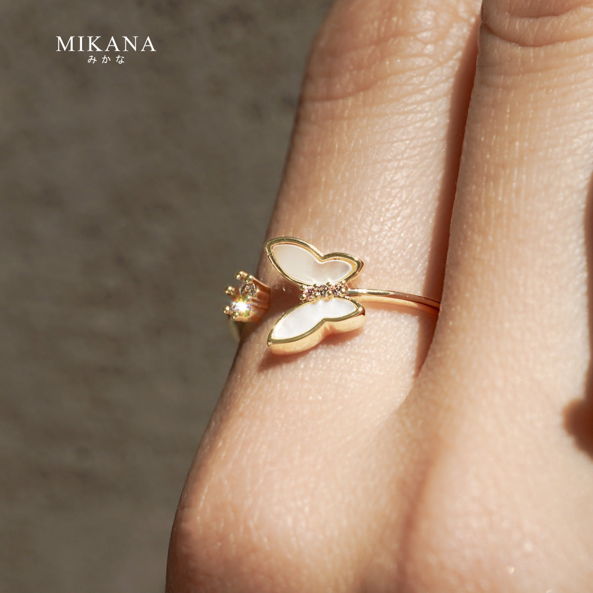 Golden Wings Takako Adjustable Ring