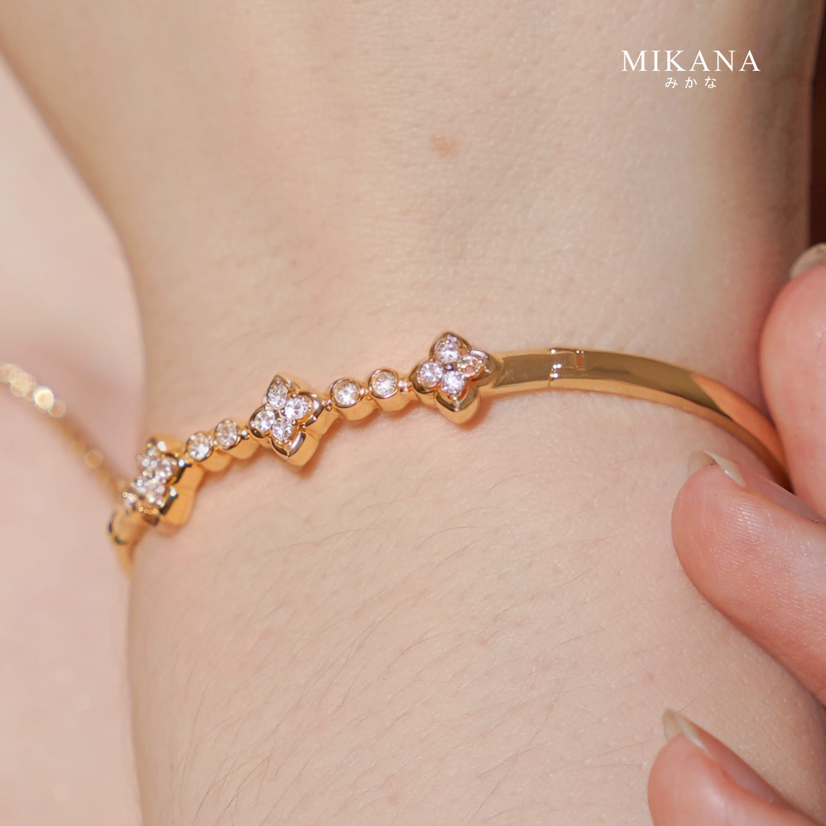 Yumime Bangle Bracelet